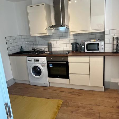 Апартаменты Flat 1 Cairo Street Уоррингтон Экстерьер фото